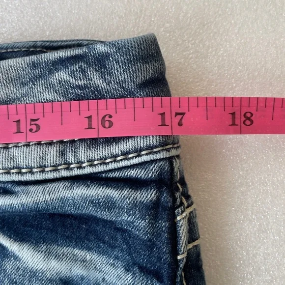 Miss Me Blue Embroidered Waistband Denim Jeans Size 30 - Picture 10 of 11